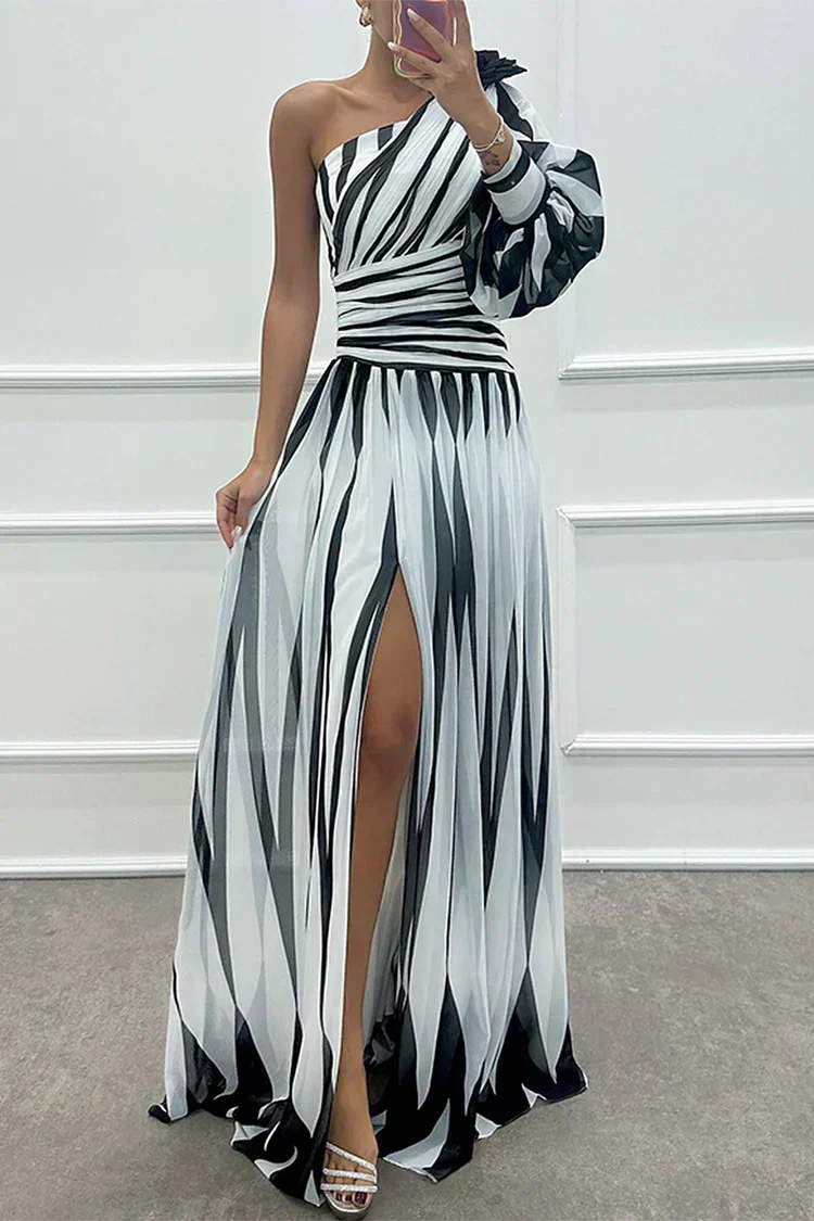 Hannah | Elegant Striped Maxi Dress with One Shoulder