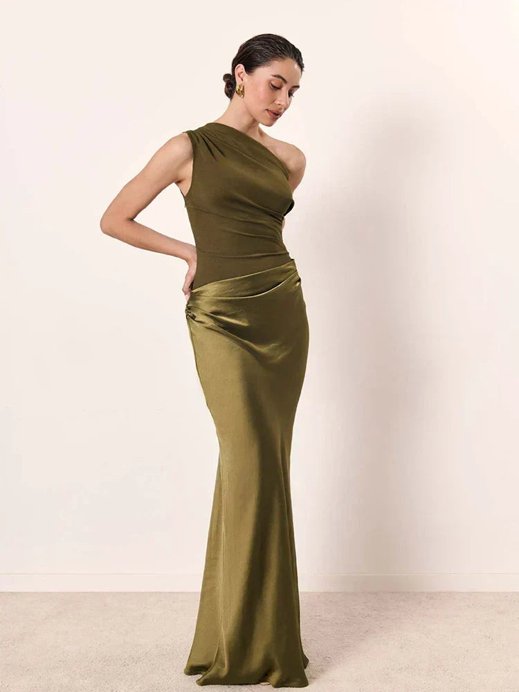 Alice | Maxi Dress with a Guilt in Satin