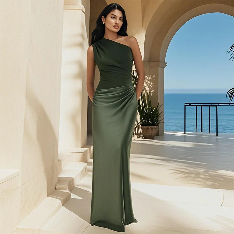 Alice | Maxi Dress with a Guilt in Satin