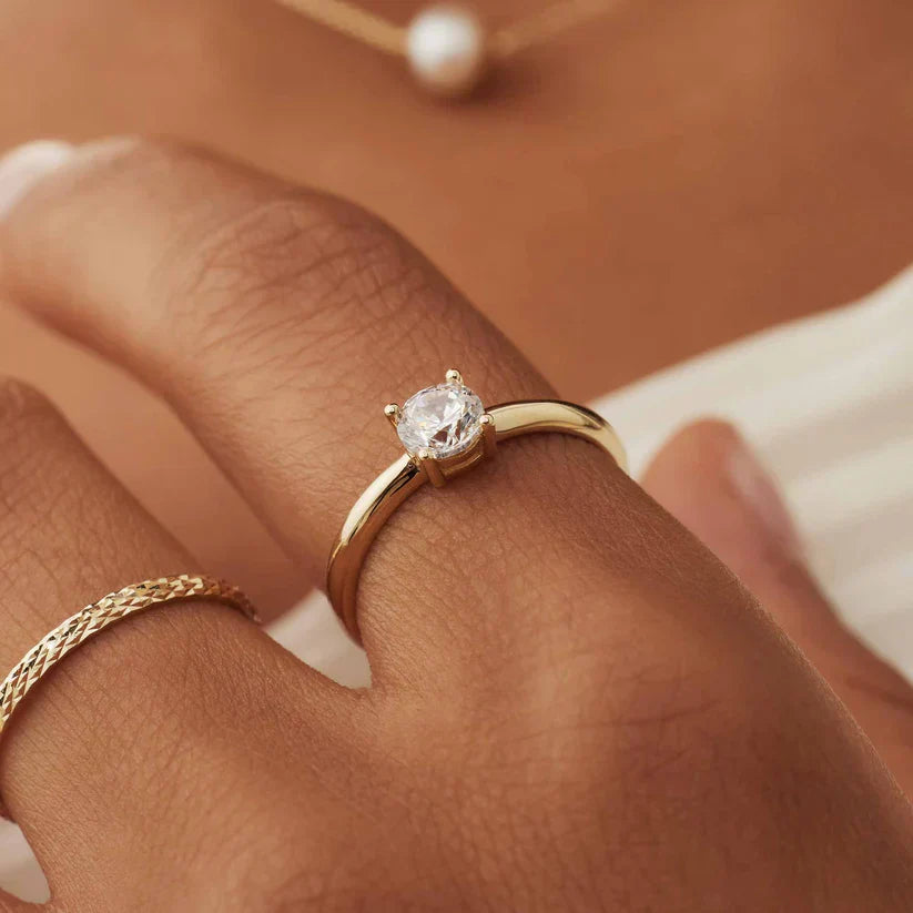 Gold Ring Mira Castelle