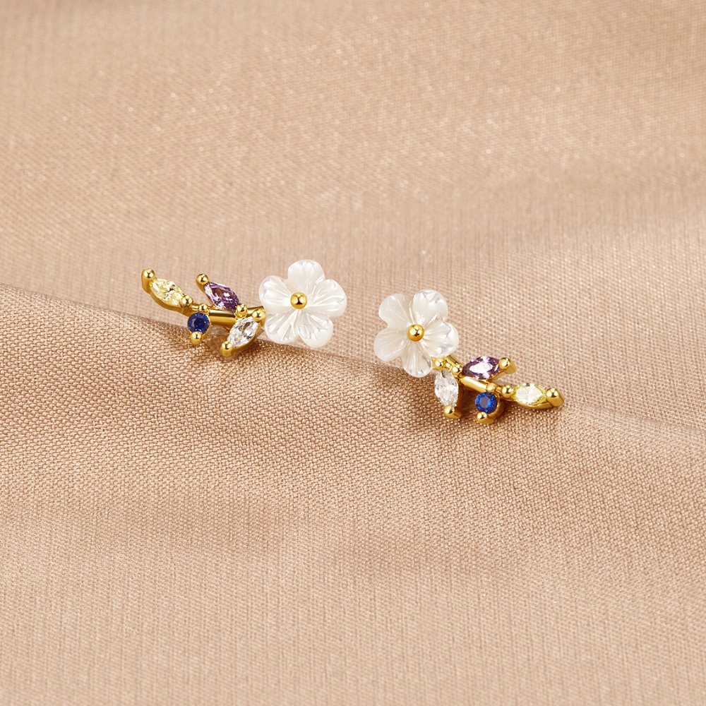 Crystal White Floral Earrings
