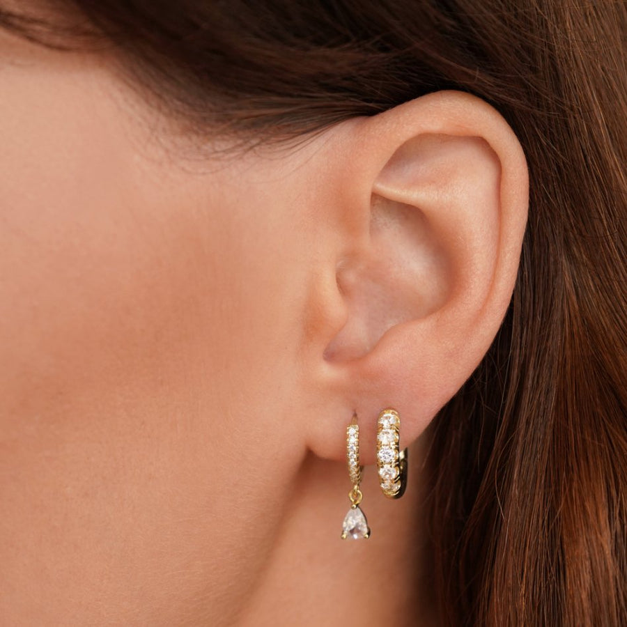 Elegant Gold Earrings with Crystals